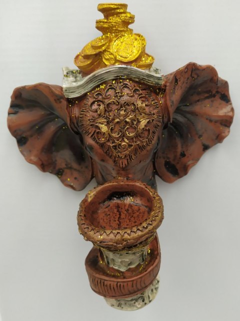 Świecznik ścienny w kształcie głowy słonia Świecznik ścienny w kształcie głowy słonia